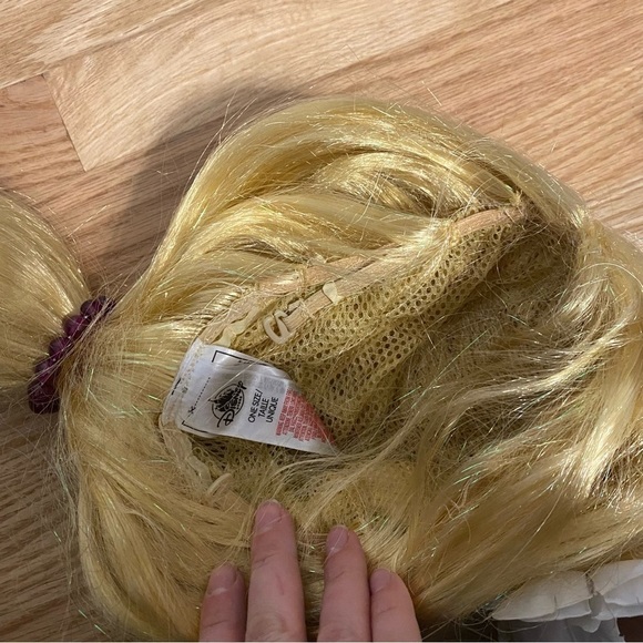 Disney Store Rapunzel Wig Tangled 2 FT Long Kids Costume Princess - Picture 5 of 8